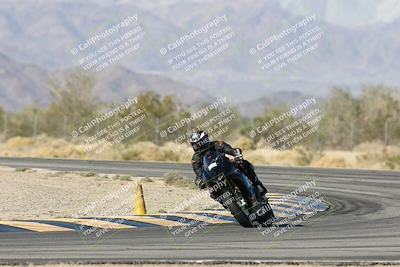 media/Dec-04-2025-Racers Edge (Thu) [[5ebc9f124d]]/3-B Group/1-Session 1 (Turn 7)/